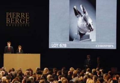圆明园鼠兔首铜像分别以1400万欧元卖出(组图)