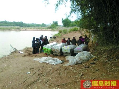 孩子遇溺后9天仍未入土为安。信息时报记者 罗阳辉 摄