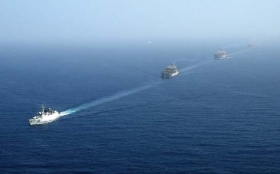 中国护航舰队抵达索马里海域
