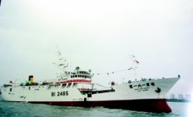 卫星定位显示台湾遭劫持渔船在海上打转