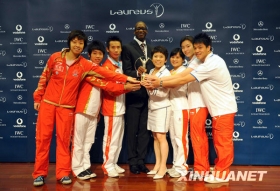 北京奥运会中国体育代表团荣获劳伦斯年度最佳团队奖 