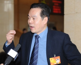 张兆安代表提出议案:从速制定《国家住房保障法》